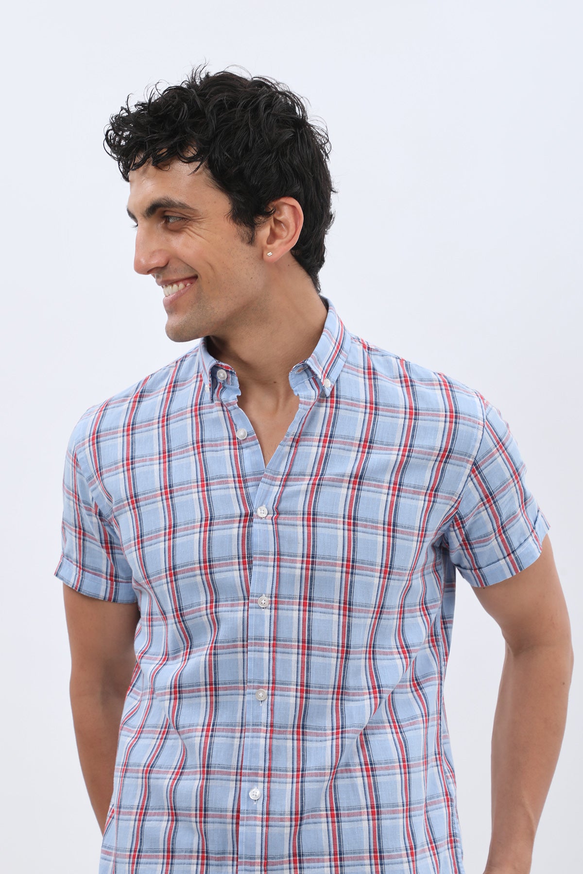 قميص كاروهات بأكمام قصيرة وقبة بأزرار من SHIRTSPRO - لون أحمر