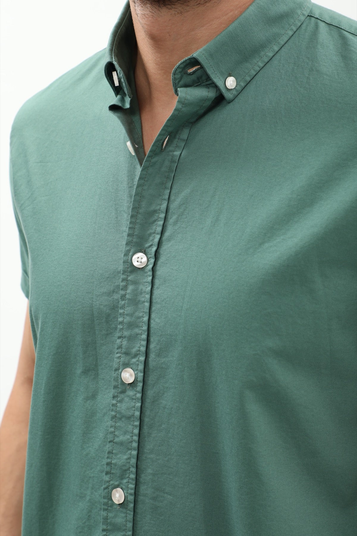 قميص أكسفورد بأكمام قصيرة وقبة بأزرار من SHIRTSPRO - لون أخضر رمادي