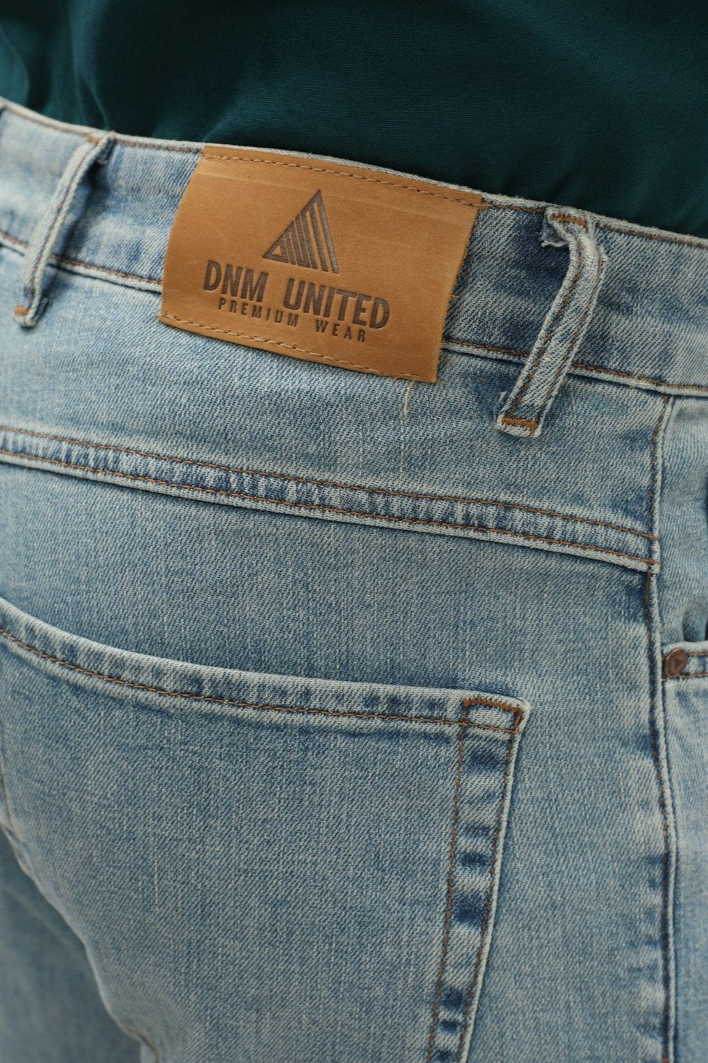 DNM UNITED Slim Fit Jeans - Light Wash Blue