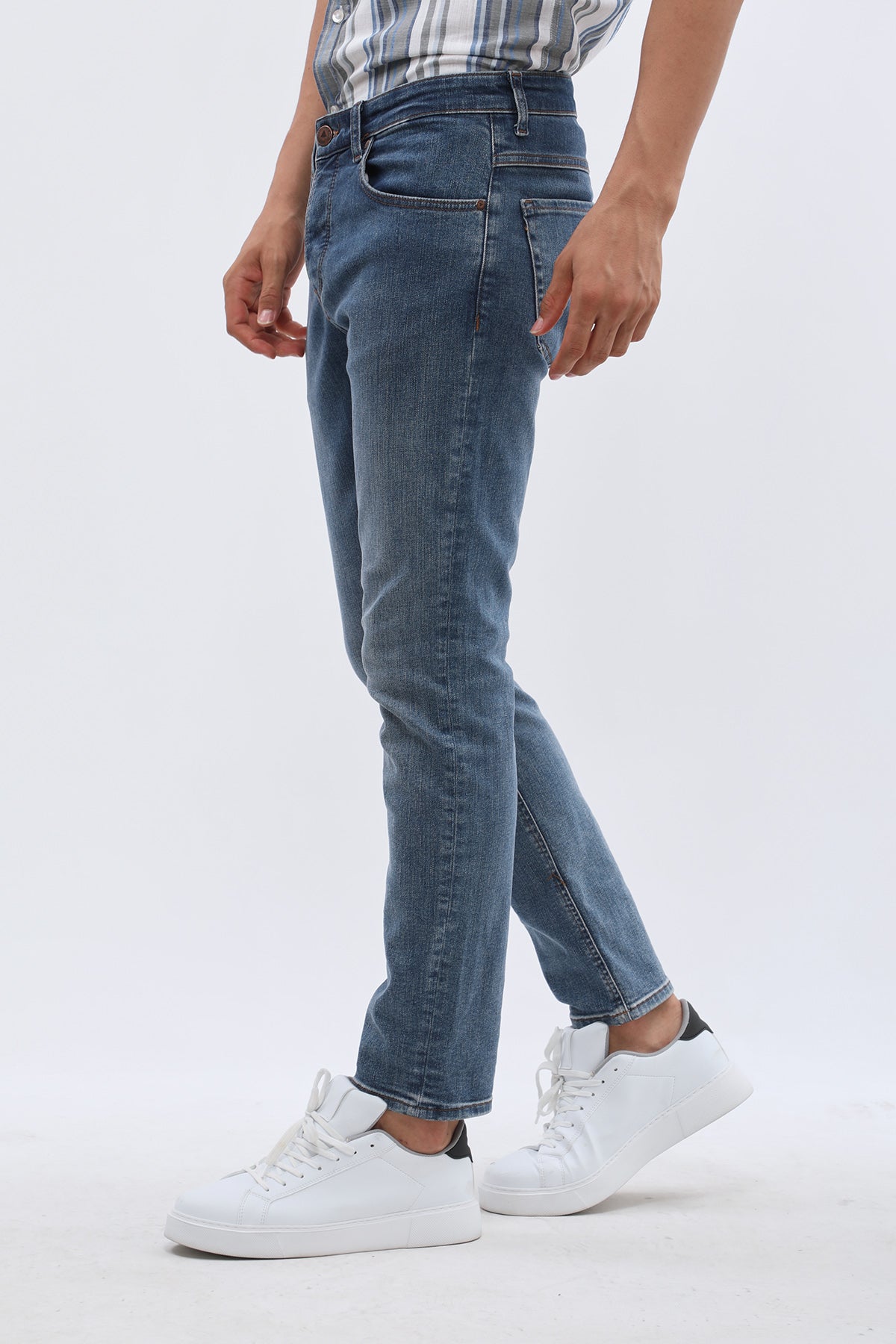 DNM UNITED Slim Fit Jeans -  Sky Blue Washed