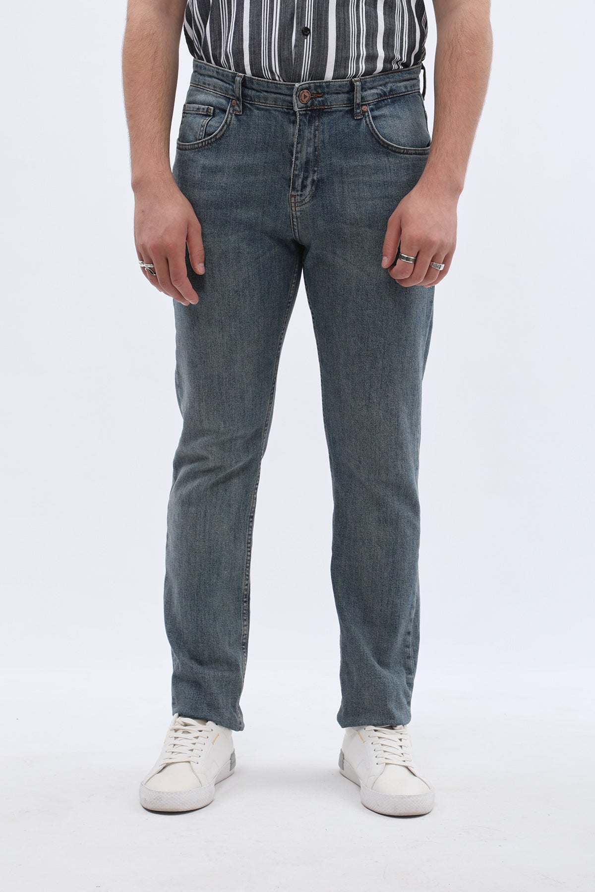 DNM UNITED Comfort Fit Jeans - Vintage Faded Blue