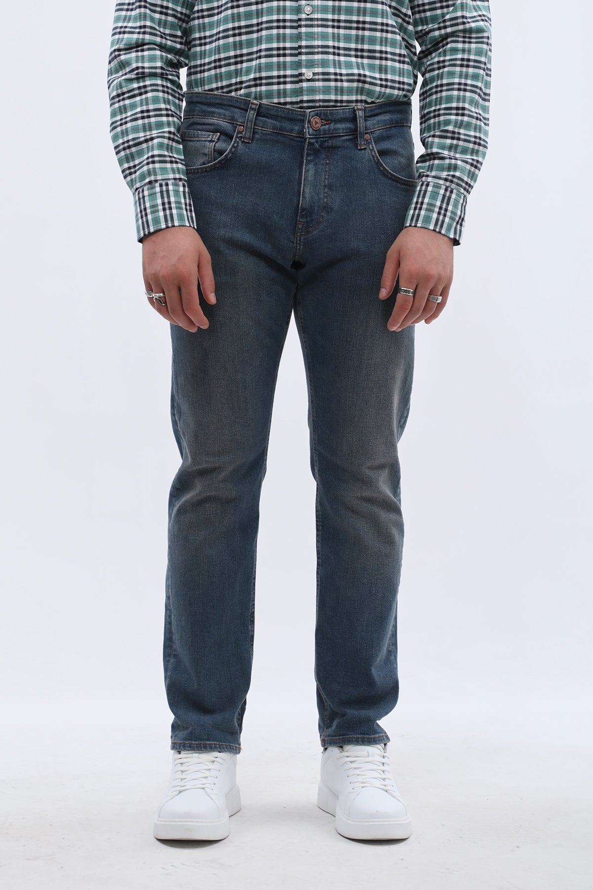 DNM UNITED Comfort Fit Jeans - Stonewashed Denim Blue