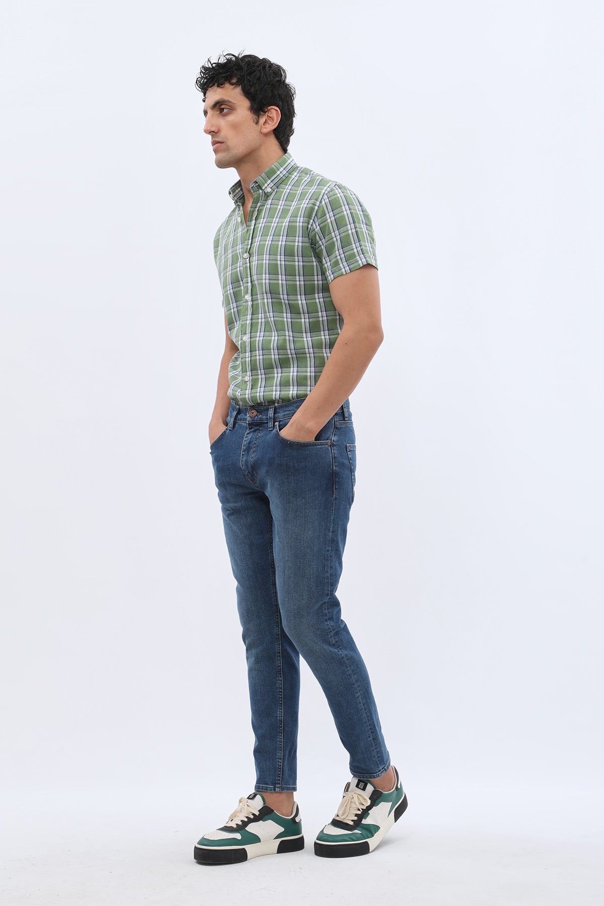 DNM UNITED Boyfriend Slim Fit Jeans - Mid-Wash Blue