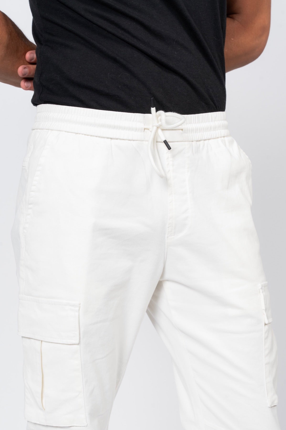 بنطلون كارجو قطن بتصميم كلاسيكي من JEANSPRO – لون أبيض عاجي