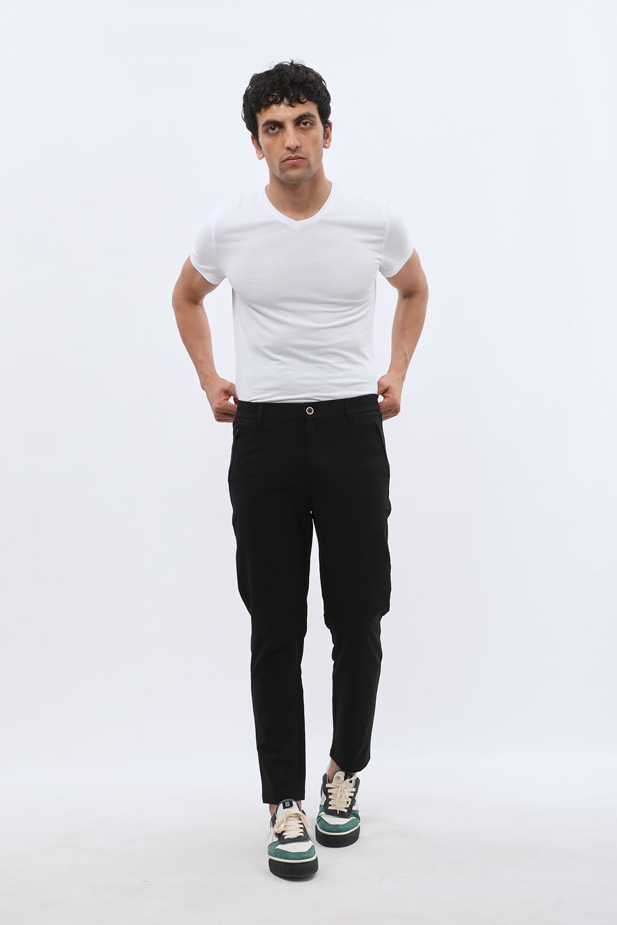 JEANSPRO Technical Stretch-Blend Pants with Zip Pocket - Black