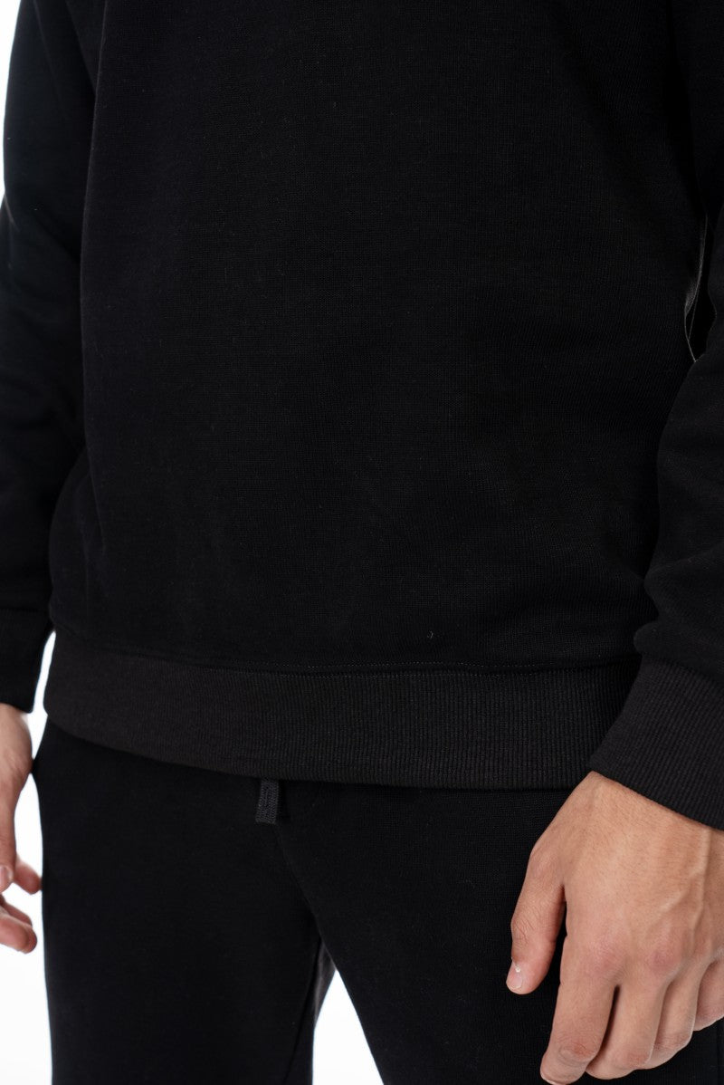 طقم سويت شيرت وبنطال رياضي أساسي - أسود
