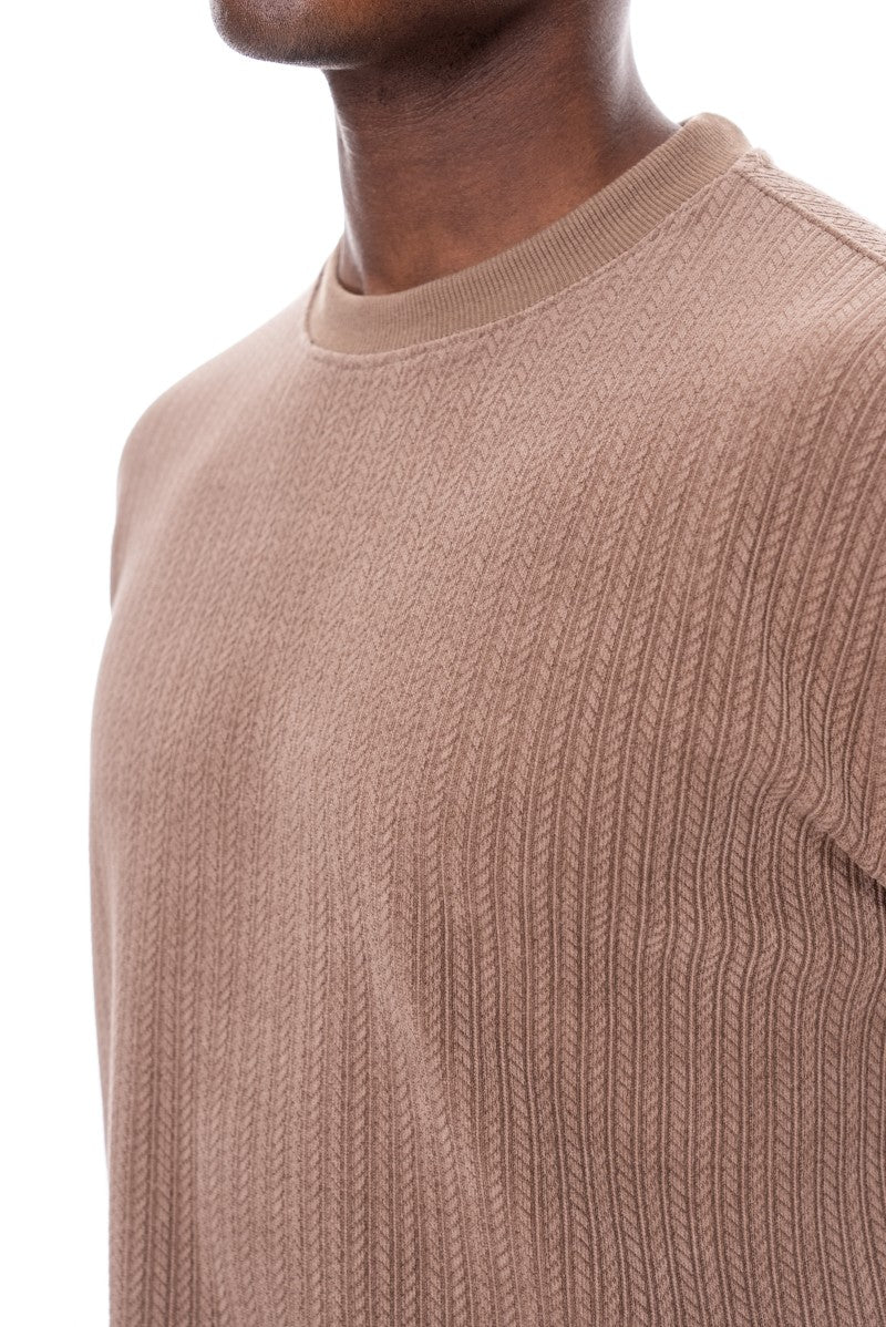 طقم سويت شيرت وبنطال رياضي منقوش - بيج