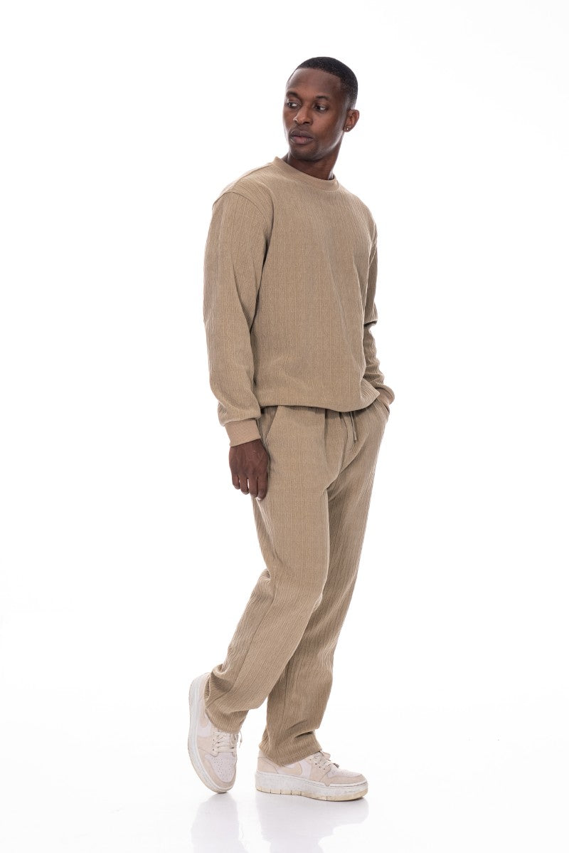 طقم سويت شيرت وبنطال رياضي منقوش - بيج