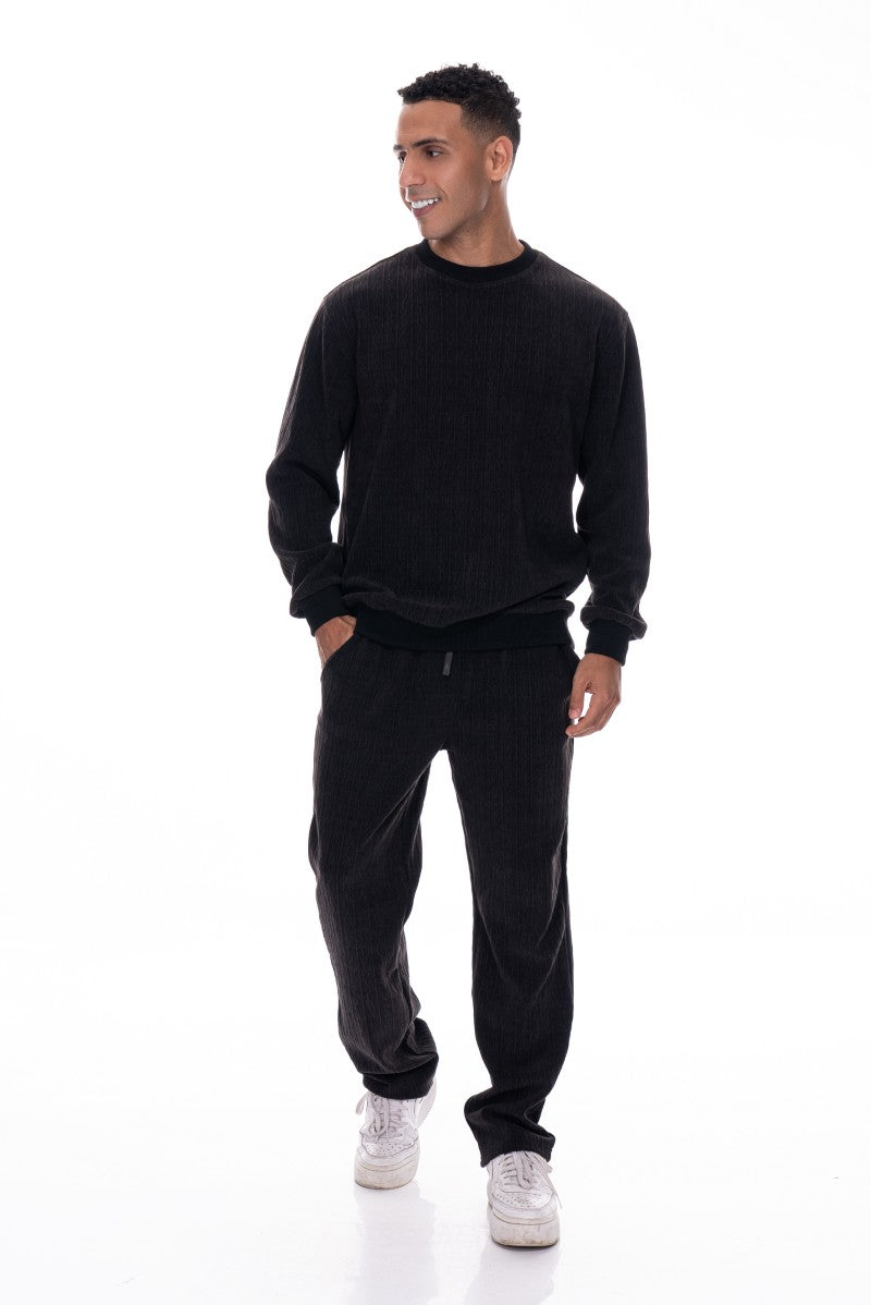 طقم سويت شيرت وبنطال رياضي منقوش - أسود