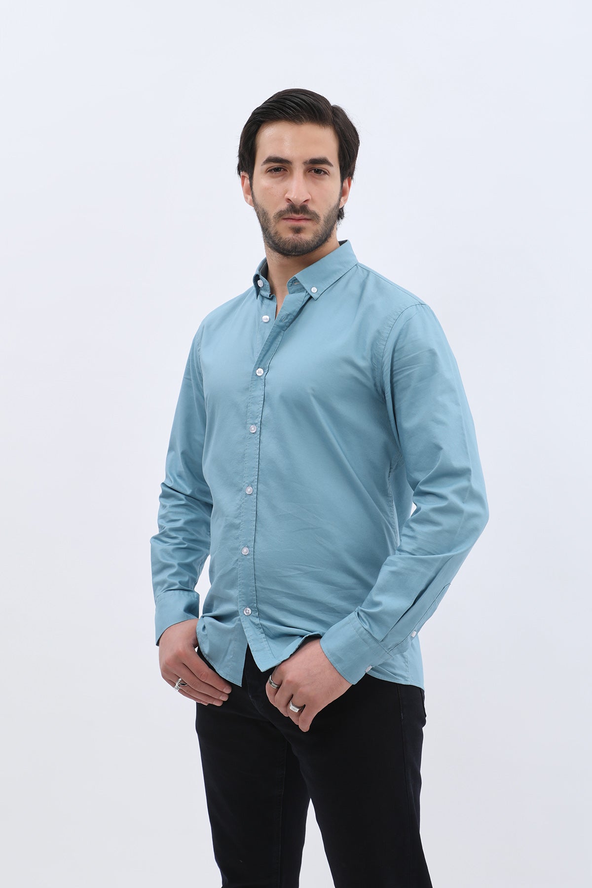 قميص أوكسفورد بقبة بأزرار من SHIRTSPRO - لون أزرق بحري
