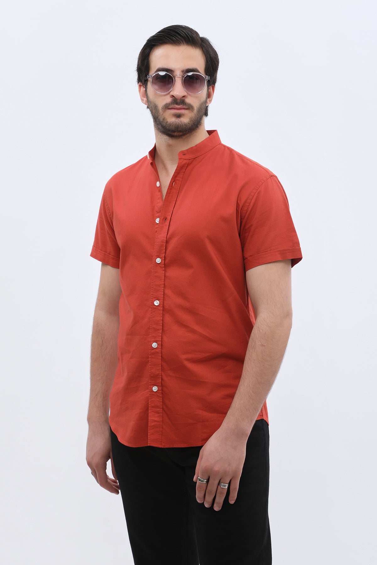 قميص أكسفورد بأكمام قصيرة وقبة ماندارين من SHIRTSPRO - لون برتقالي