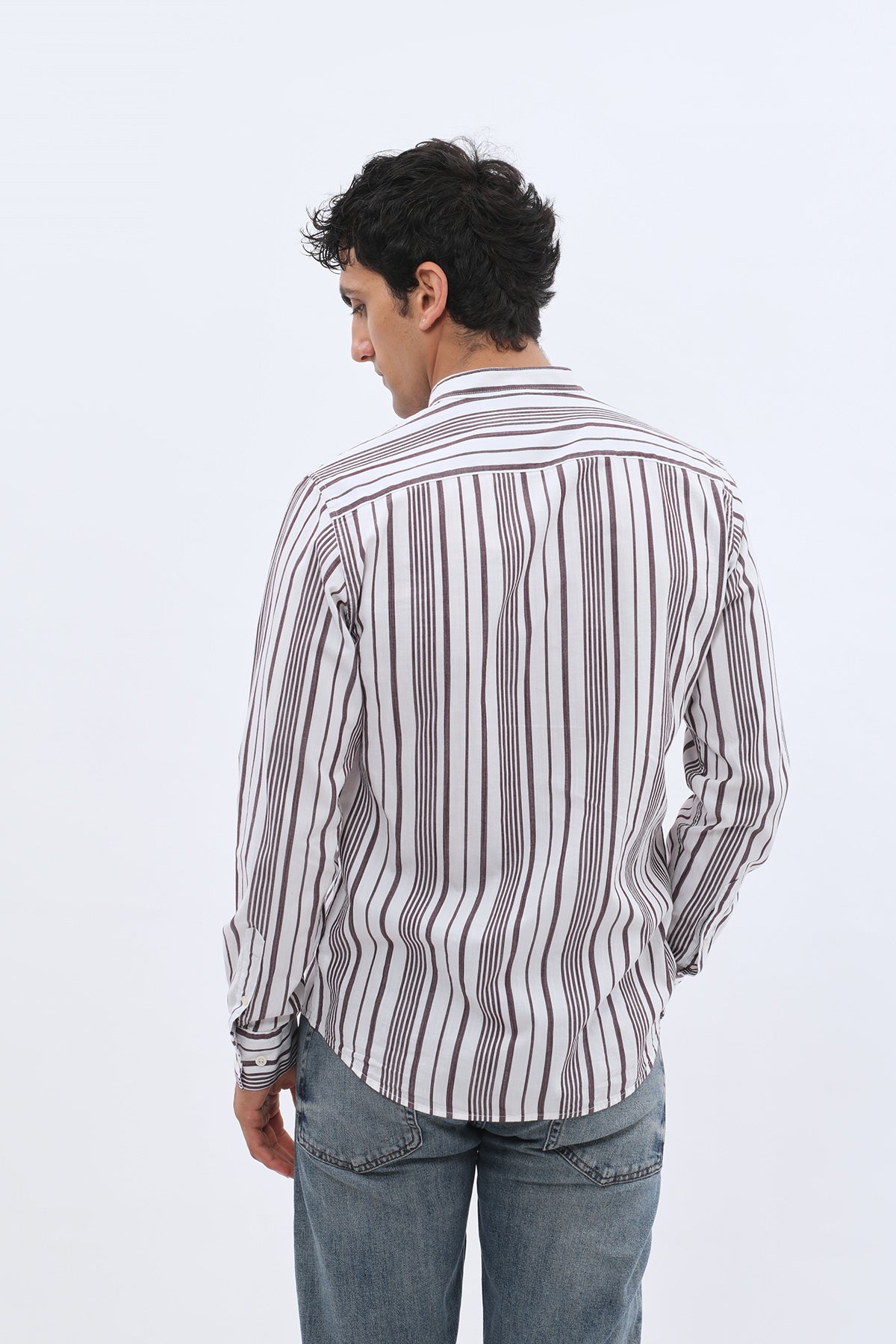 قميص أكسفورد مخطط بقبة ماندارين من SHIRTSPRO - لون أرجواني