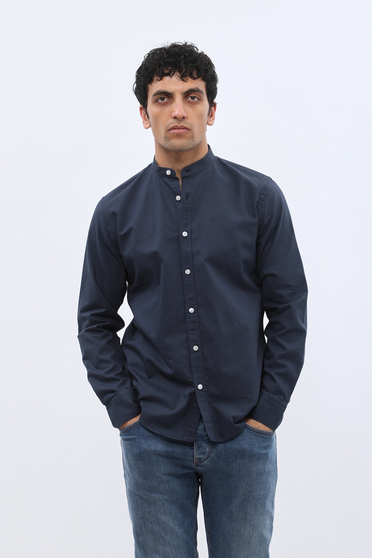 قميص أكسفورد بقبة ماندارين من SHIRTSPRO - لون بلوبيري
