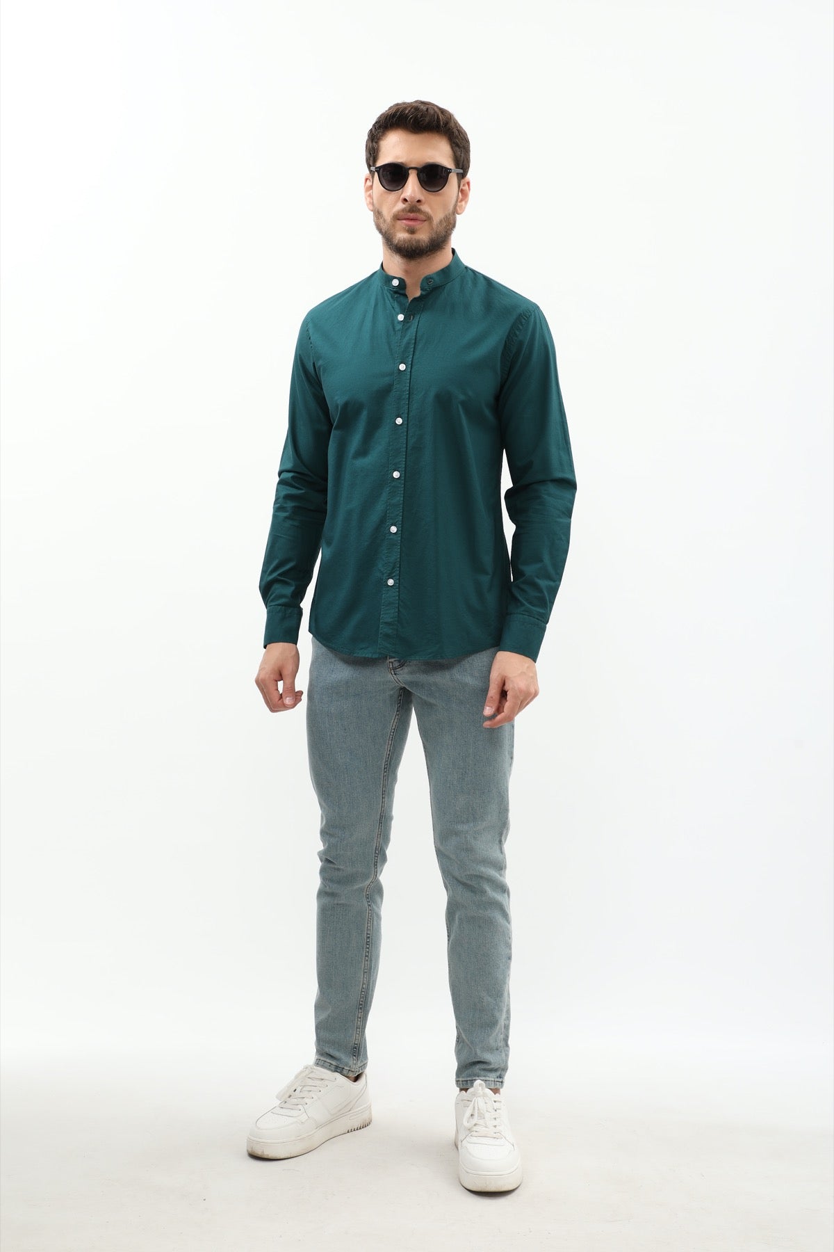 قميص أكسفورد بقبة ماندارين من SHIRTSPRO - لون تيل داكن