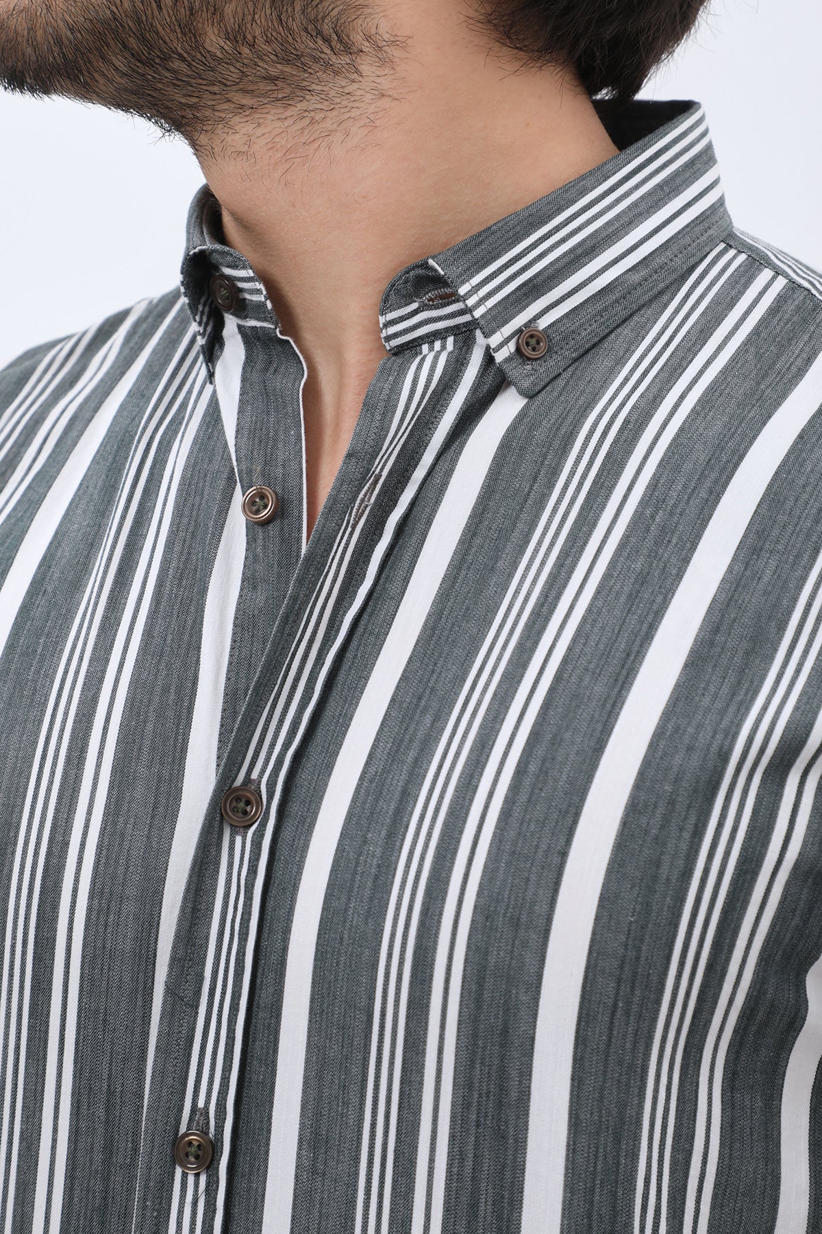 SHIRTSPRO Striped Regular Fit Short Sleeve Shirt - Button-Down Collar - Pine Grove