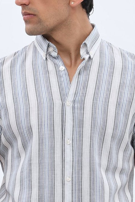 قميص مخطط بأكمام قصيرة وقبة بأزرار من SHIRTSPRO - لون كحلي 