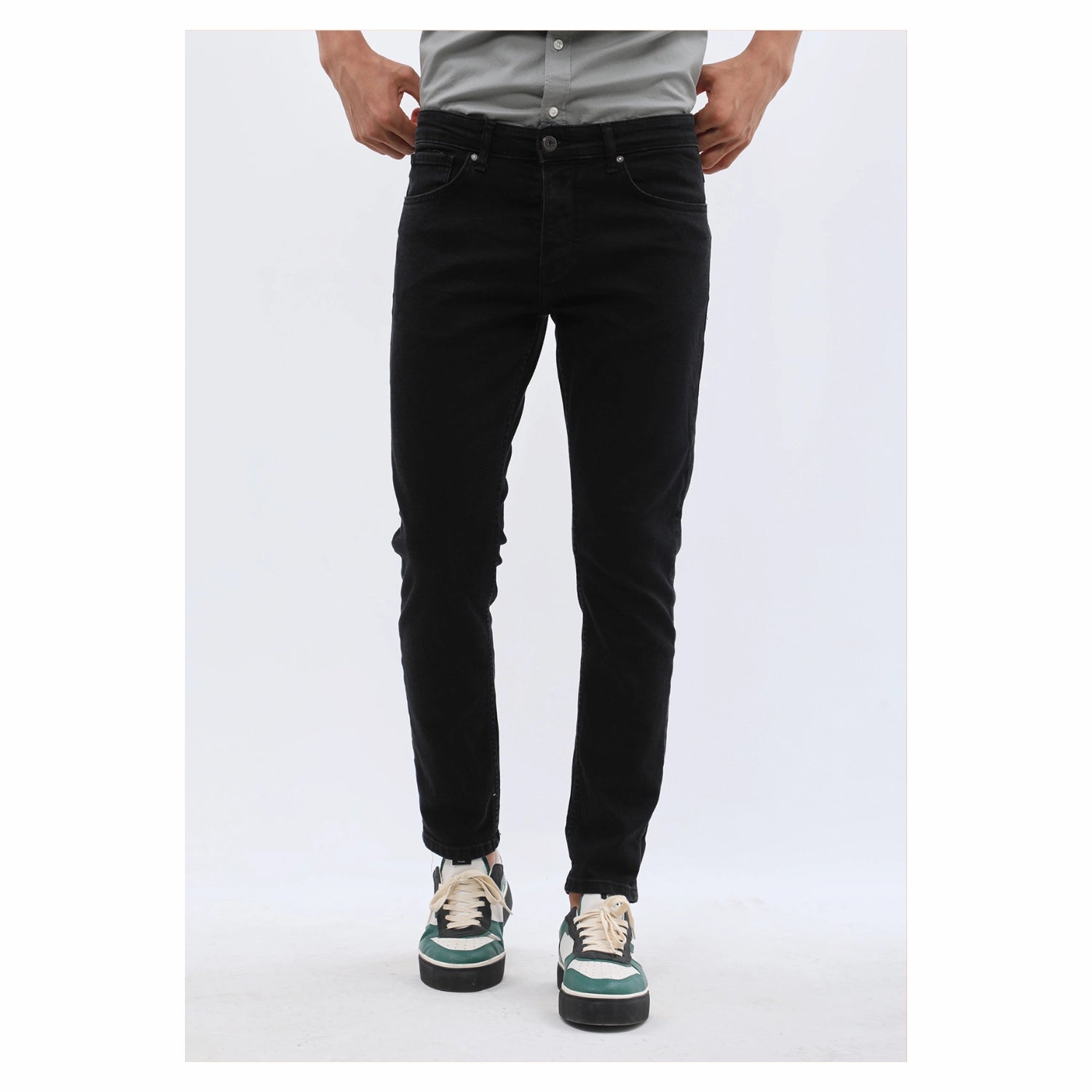 Men's dark slim fit jeans – modern cut, tapered leg, perfect for smart casual outfits