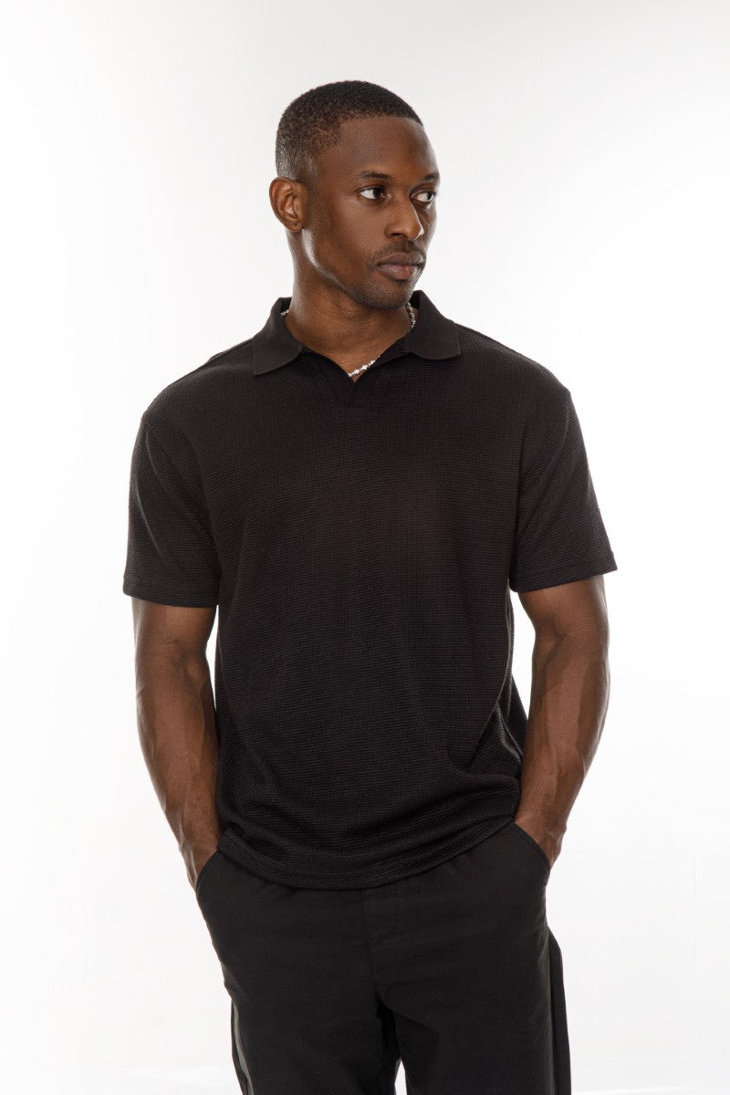 DNM UNITED Black T-Shirt - old money