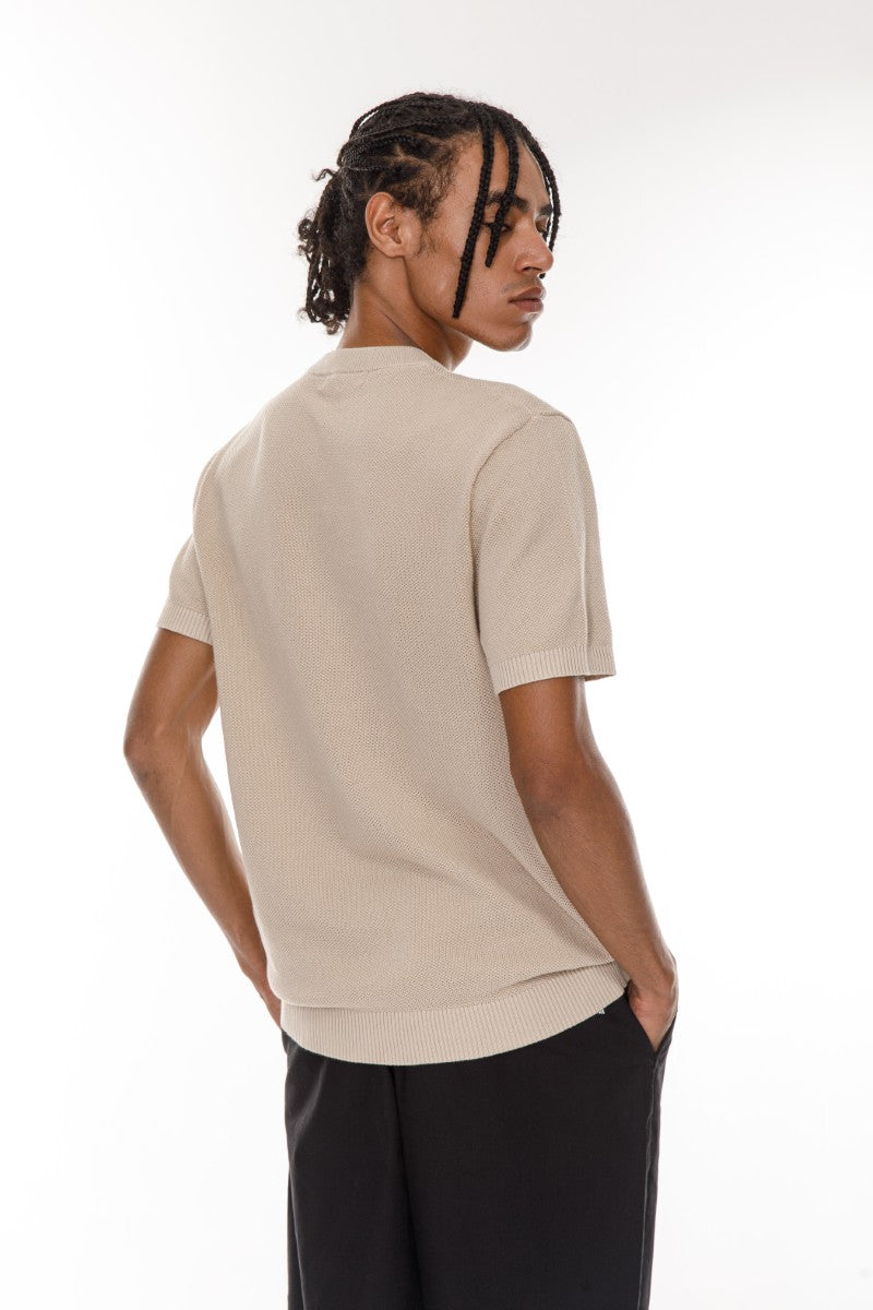 DNM UNITED Off White T-Shirt – 100% Cotton - old money